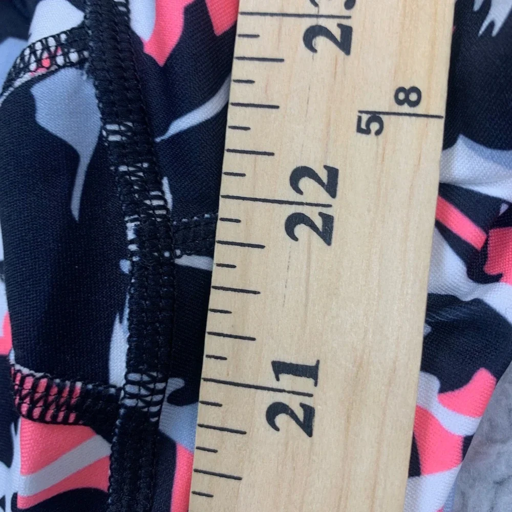 Under Armour Leggings Girls YLG Pink Black Abstract HeatGear Mesh Crop 1362335